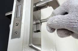 Tampa Local Locksmith, Tampa, FL 813-262-9160 - comm-02